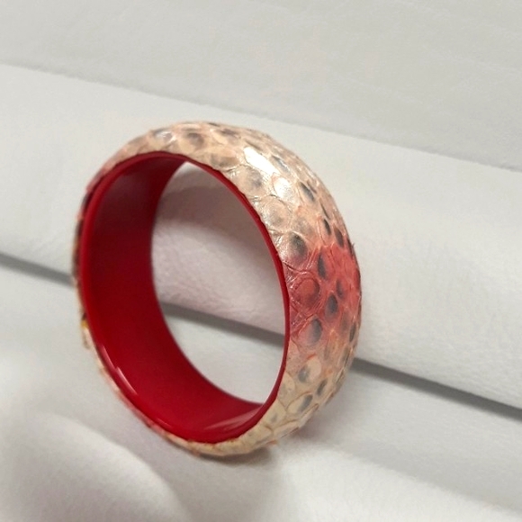 Hand Painted/ Python Snakeskin Chunky Bangle Bracelet / Pink/ Red - Picture 6 of 15